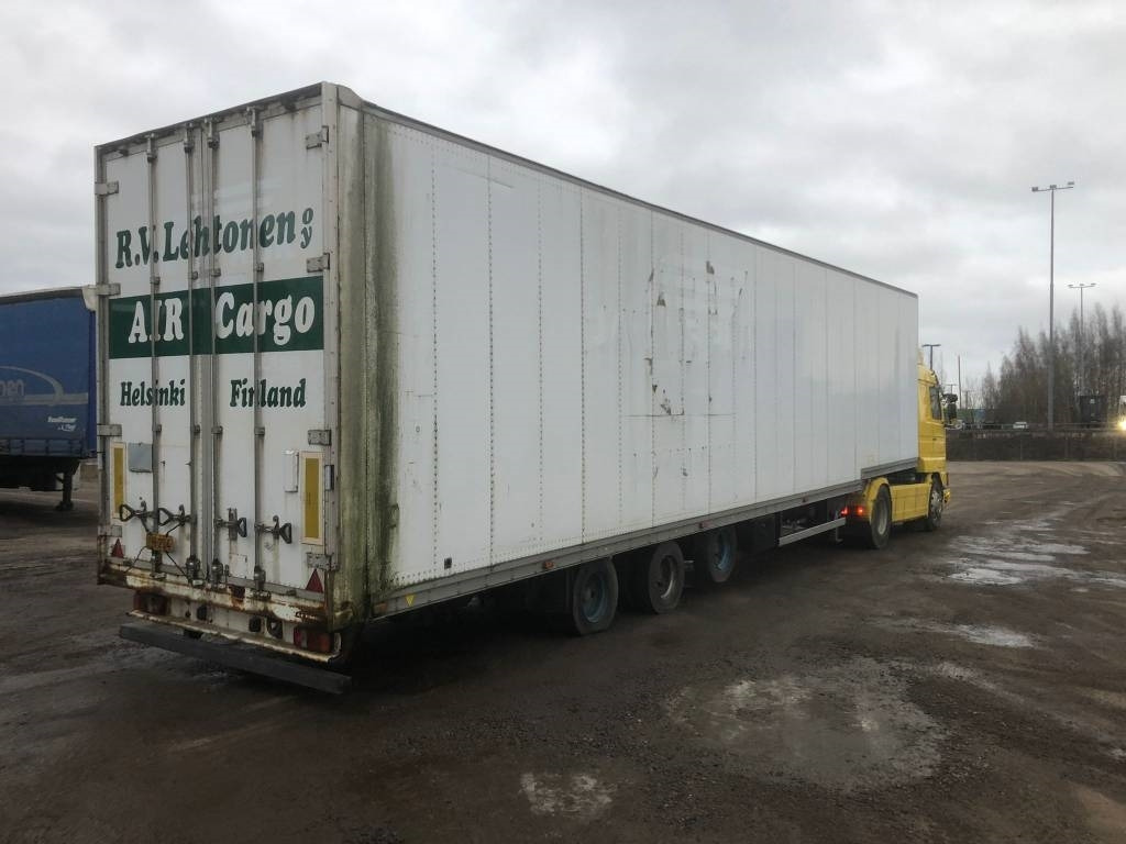 Van Hool pokattu megakärry,varastoksi - بصندوق مغلق نصف مقطورة: صور 4 Van Hool pokattu megakärry,varastoksi - بصندوق مغلق نصف مقطورة: صور 4