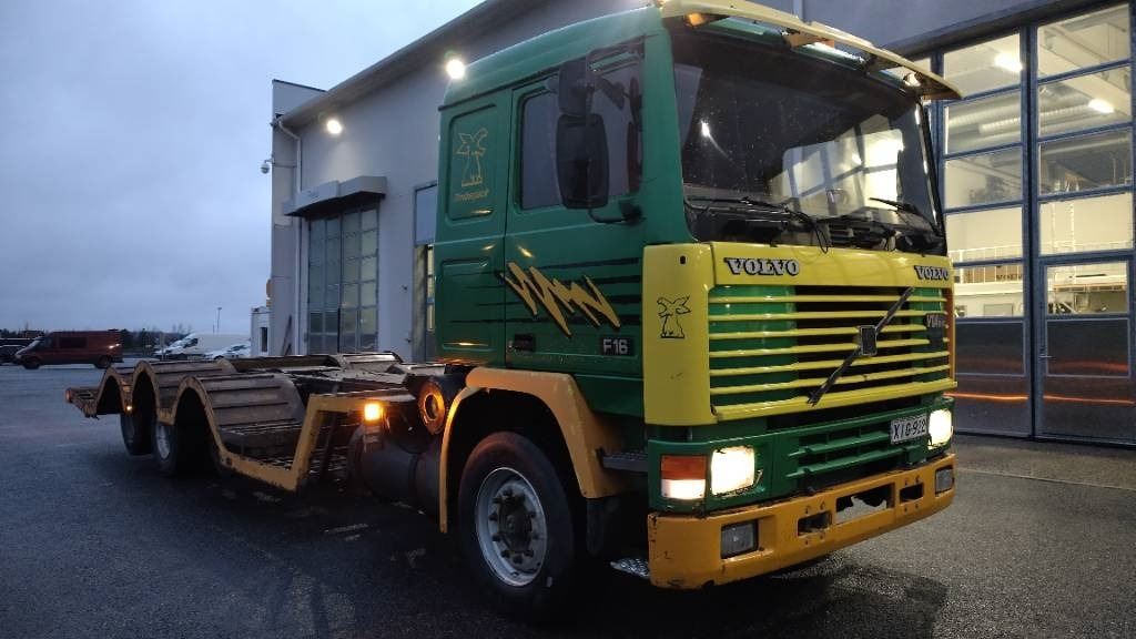 Volvo F16 8x2 metsäkone ritilä, rautajouset,hydr.perä - شاحنة قطع الأشجار: صور 2 Volvo F16 8x2 metsäkone ritilä, rautajouset,hydr.perä - شاحنة قطع الأشجار: صور 2