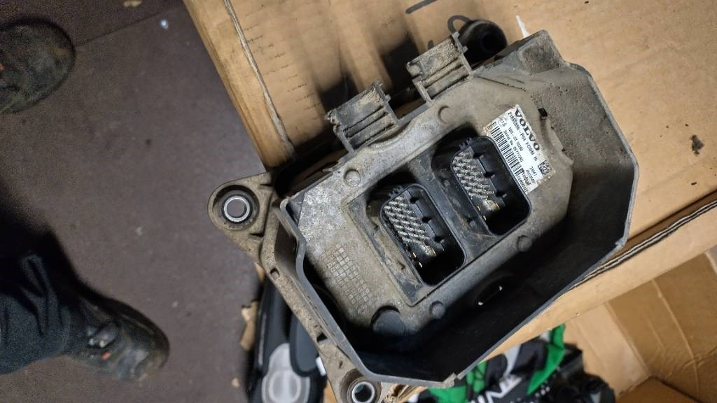 Volvo FCIOMM - النظام الكهربائي - شاحنة: صور 2 Volvo FCIOMM - النظام الكهربائي - شاحنة: صور 2