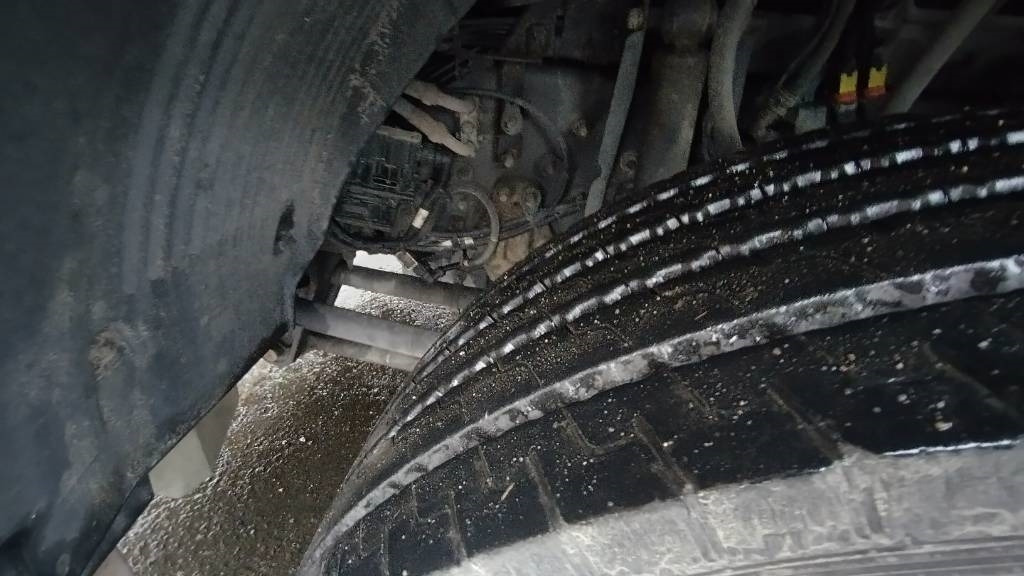 Volvo FH13 6x2 täysilma, takateli - شاحنة جرار: صور 5 Volvo FH13 6x2 täysilma, takateli - شاحنة جرار: صور 5