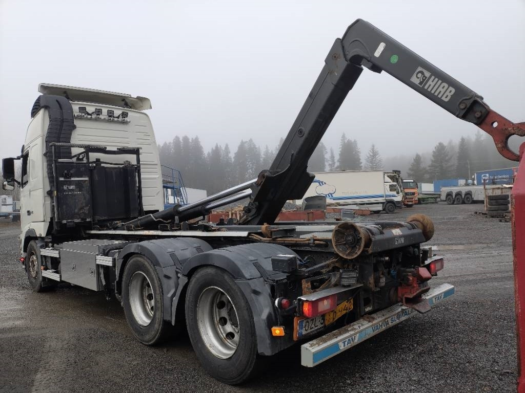 Volvo FH13 6x4 multilift koukku laite  إيجار Volvo FH13 6x4 multilift koukku laite: صور 7