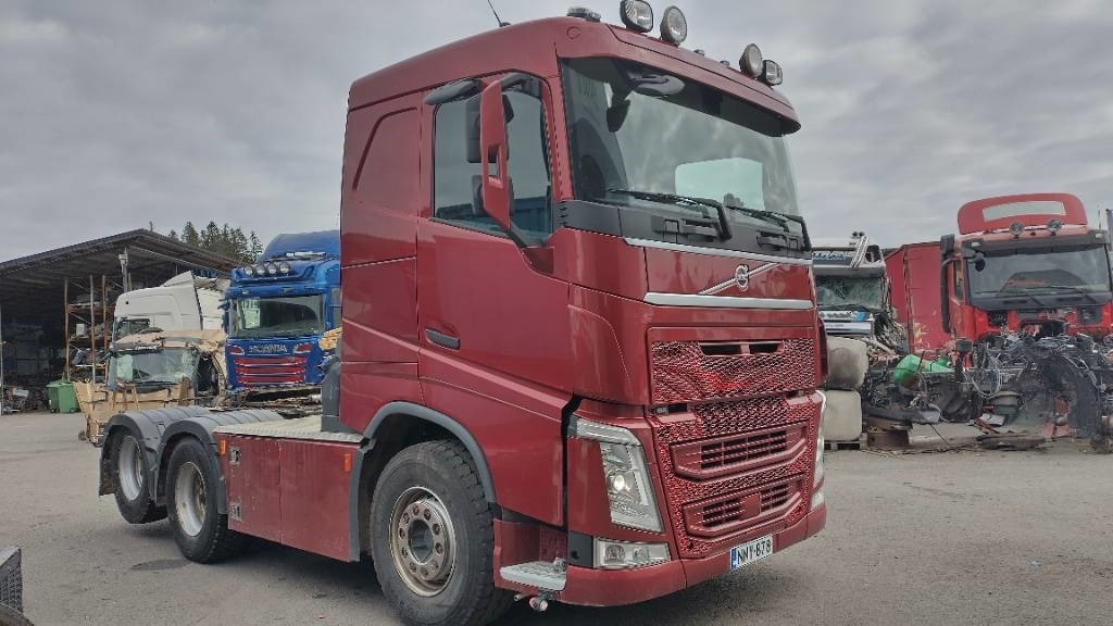 Volvo FH13 6x4 nouseva teliveto, HYDR!! - شاحنة جرار: صور 2 Volvo FH13 6x4 nouseva teliveto, HYDR!! - شاحنة جرار: صور 2