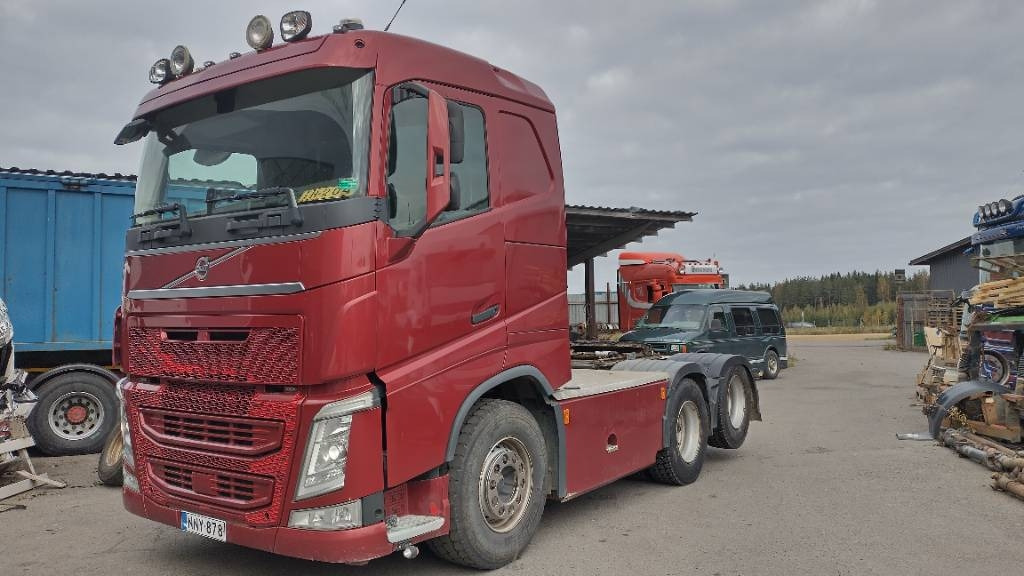 Volvo FH13 6x4 nouseva teliveto, HYDR!! - شاحنة جرار: صور 1 Volvo FH13 6x4 nouseva teliveto, HYDR!! - شاحنة جرار: صور 1