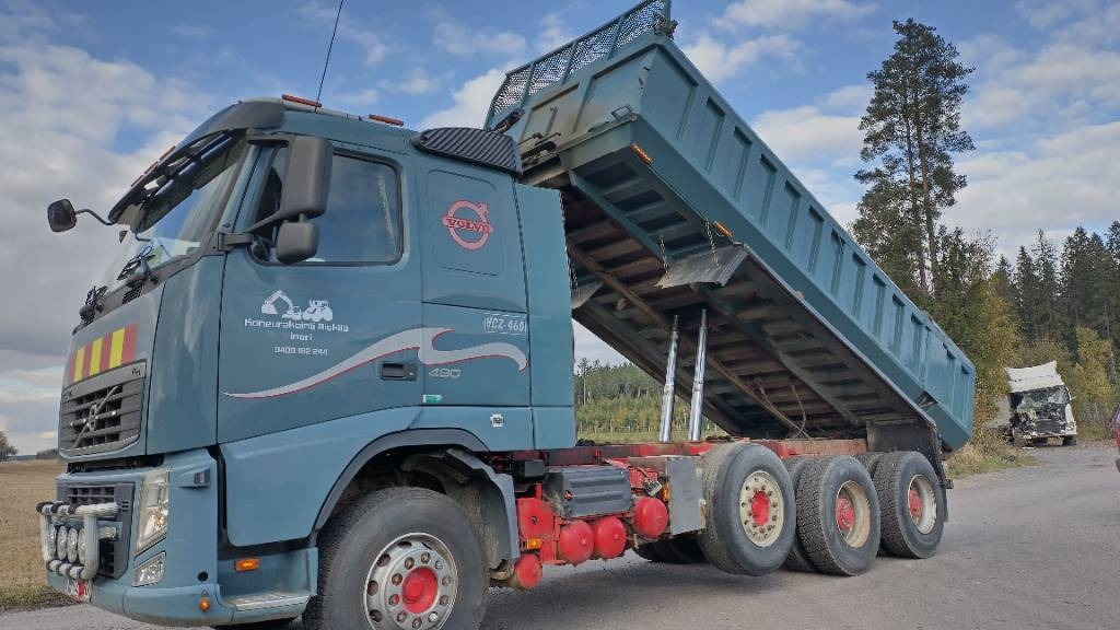 Volvo FH13 8x4 autom.kasettilava - قلابات: صور 3 Volvo FH13 8x4 autom.kasettilava - قلابات: صور 3