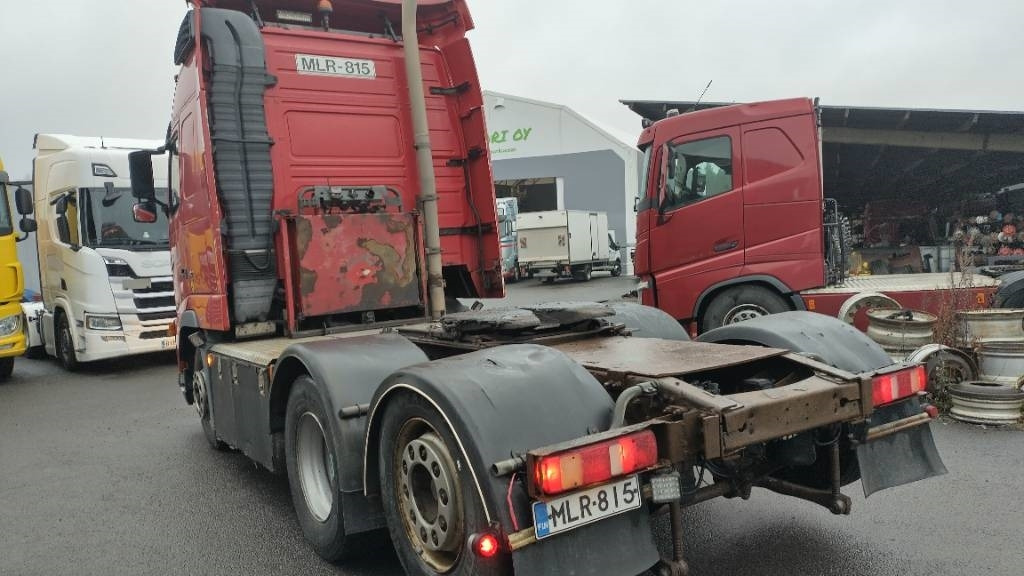 Volvo FH480 6x2 takateli veturi, hydrauliikka,manuaali - شاحنة جرار: صور 3 Volvo FH480 6x2 takateli veturi, hydrauliikka,manuaali - شاحنة جرار: صور 3