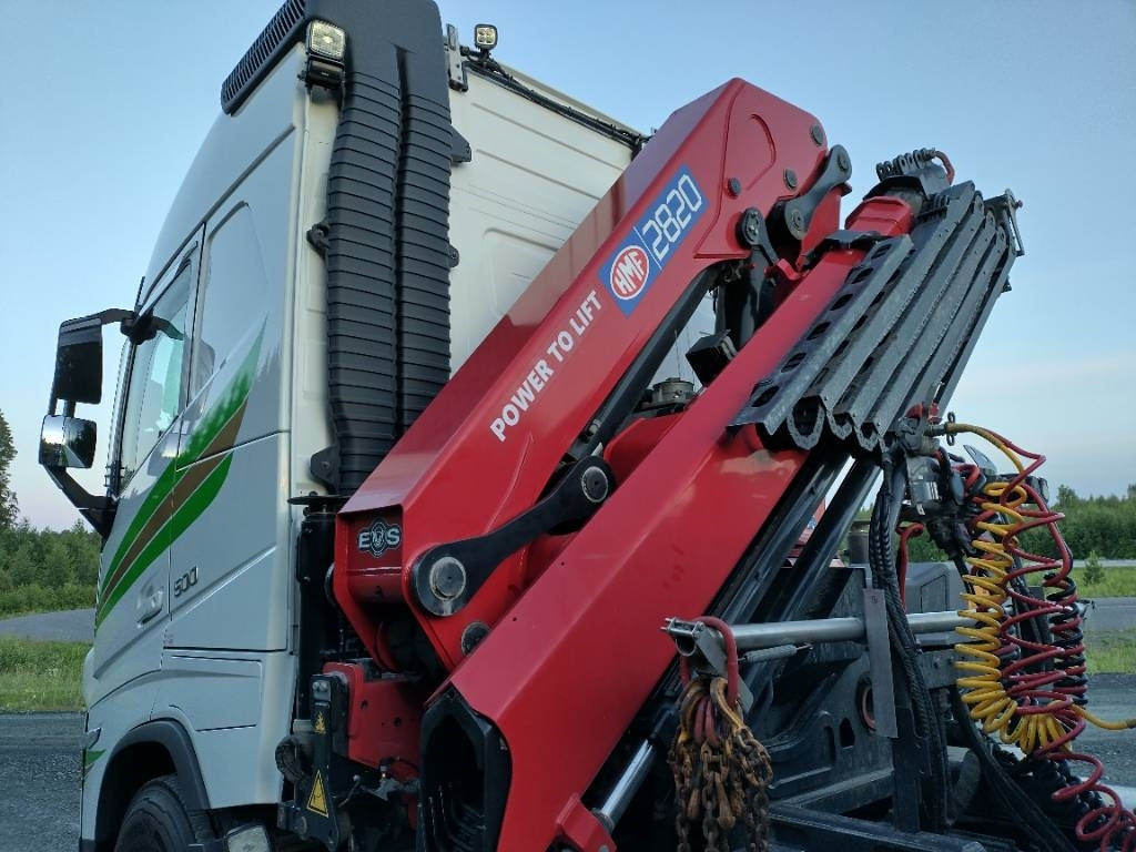 Volvo FH500 tc 6x4 HMF 2820 nosturi+jib,HCT,aj.120tkm - شاحنة جرار: صور 2 Volvo FH500 tc 6x4 HMF 2820 nosturi+jib,HCT,aj.120tkm - شاحنة جرار: صور 2