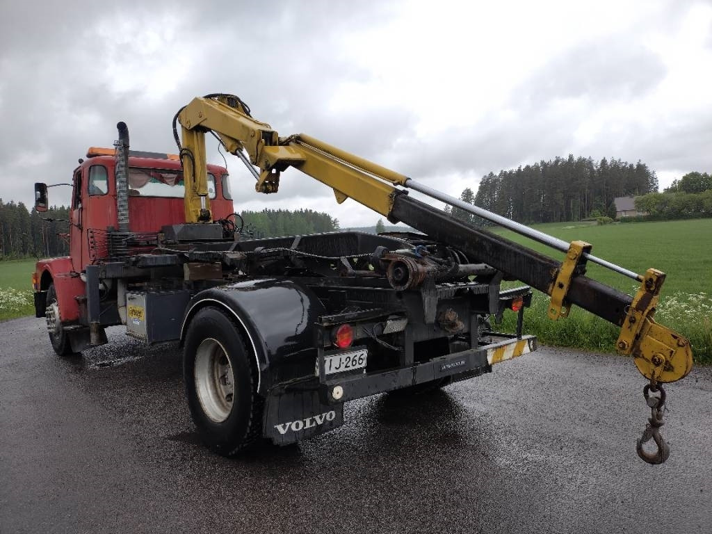 Volvo N7 Tico nosturi ja vl-laite,280tkm!! - شاحنات قابلة للفك شاحنة: صور 4 Volvo N7 Tico nosturi ja vl-laite,280tkm!! - شاحنات قابلة للفك شاحنة: صور 4