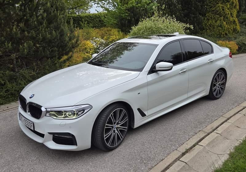 Inna BMW 530 D SERIA 5 XDRIVE M SPORT - سيارة: صور 5 Inna BMW 530 D SERIA 5 XDRIVE M SPORT - سيارة: صور 5