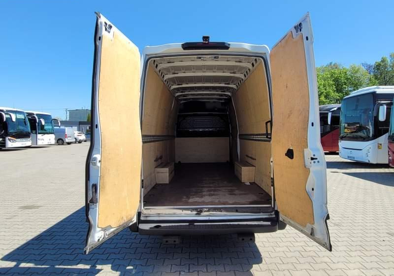 فان Iveco DAILY 35-140 / SPROWADZONY Z FRANCJI / TEMPOMAT: صور 11 فان Iveco DAILY 35-140 / SPROWADZONY Z FRANCJI / TEMPOMAT: صور 11