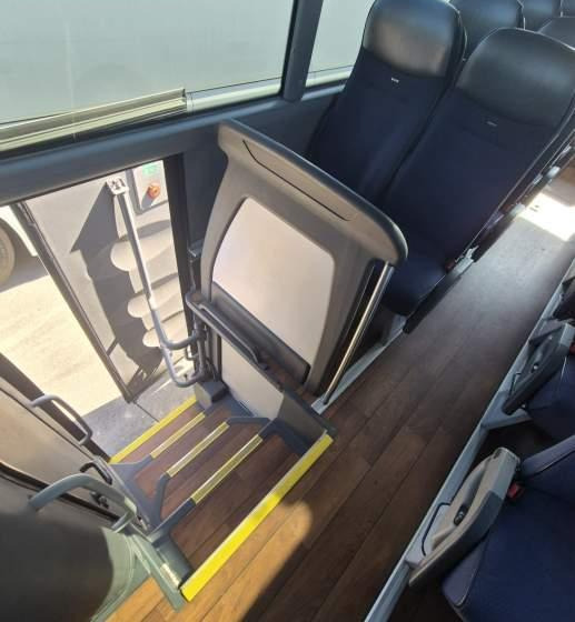 MAN LION'S COACH/ SPROWADZONY / 55 MIEJSC/ EURO 6 - سياحية حافلة: صور 4 MAN LION'S COACH/ SPROWADZONY / 55 MIEJSC/ EURO 6 - سياحية حافلة: صور 4