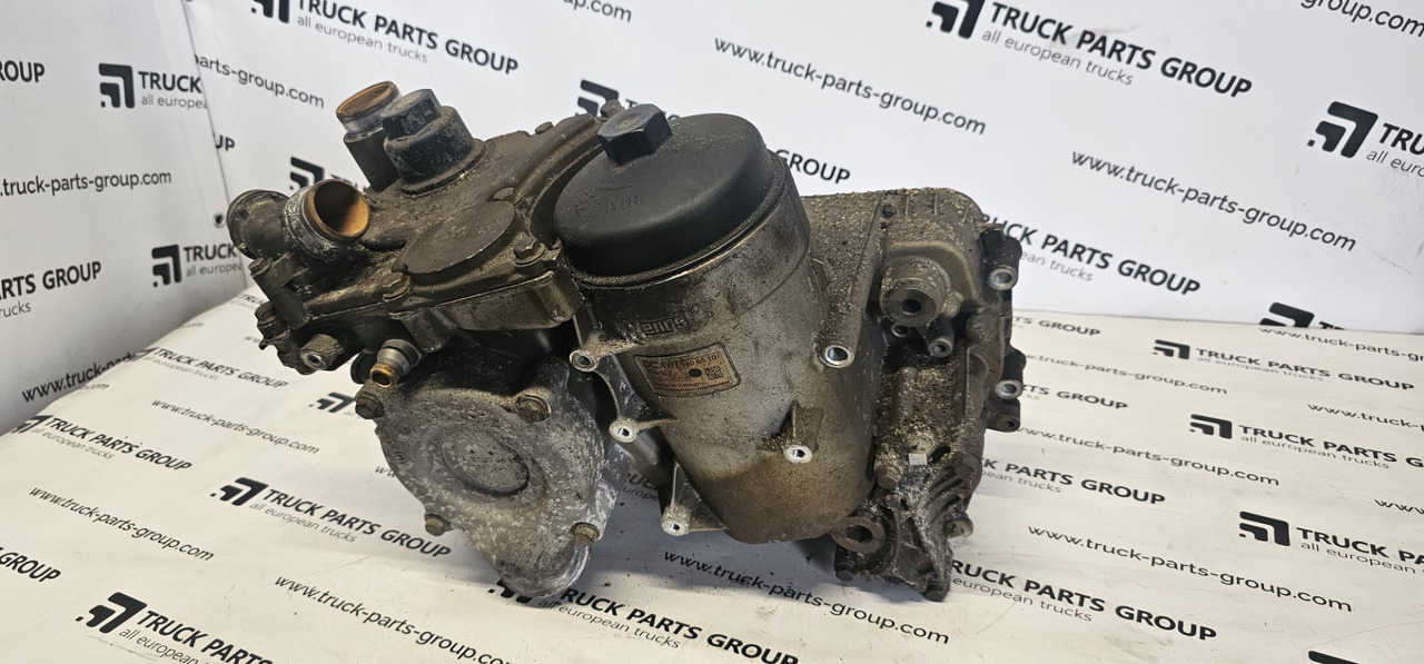 Mercedes Benz Actros MP4 EURO6, EURO 6 emission oil filter housing, oil cooler , 4711800712, 4711800012, 4711800212, 4711800312, 4711704710, 4711800265, 4711801065, 4721840380, 4721841980, 4721800309, - مبرد الزيت - شاحنة: صور 1 Mercedes Benz Actros MP4 EURO6, EURO 6 emission oil filter housing, oil cooler , 4711800712, 4711800012, 4711800212, 4711800312, 4711704710, 4711800265, 4711801065, 4721840380, 4721841980, 4721800309, - مبرد الزيت - شاحنة: صور 1