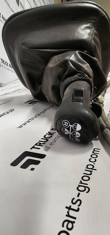 VOLVO VOLVO FH12, EURO3 shift control, gearbox control, manual transmission gearbox 3192164, 2345315, 21937969, 21024535, 21456377, 22583045, 21073025, 85013277, 21024530, 21456377, 21937969, 22583045, 2102 - قطع الغيار - شاحنة: صور 3 VOLVO VOLVO FH12, EURO3 shift control, gearbox control, manual transmission gearbox 3192164, 2345315, 21937969, 21024535, 21456377, 22583045, 21073025, 85013277, 21024530, 21456377, 21937969, 22583045, 2102 - قطع الغيار - شاحنة: صور 3