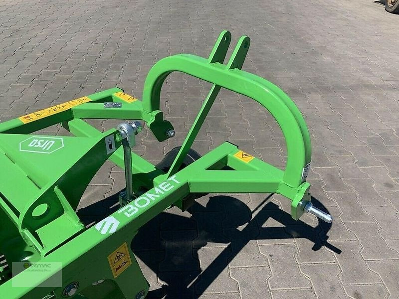 BOMET Kartoffelroder Bomet Z655/1 Kartoffel Roder Heckauswurf NEU - معدات زراعة وحصاد البطاطس: صور 5 BOMET Kartoffelroder Bomet Z655/1 Kartoffel Roder Heckauswurf NEU - معدات زراعة وحصاد البطاطس: صور 5