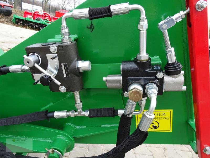 Vemac WOD11 Holzhäcksler Holzschredder Häcksler Hydraulik NEU - ماكينة تقطيع الأغصان: صور 5 Vemac WOD11 Holzhäcksler Holzschredder Häcksler Hydraulik NEU - ماكينة تقطيع الأغصان: صور 5