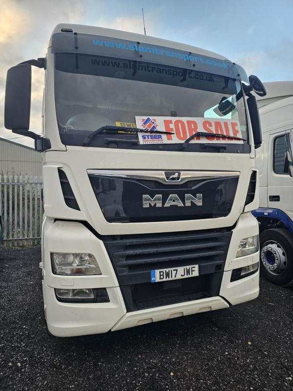 Man tgx Man tgx - شاحنة جرار: صور 1 Man tgx Man tgx - شاحنة جرار: صور 1