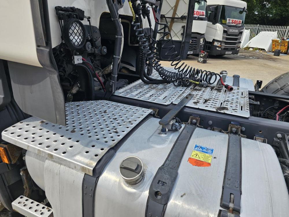 Scania R450 topline - شاحنة جرار: صور 2 Scania R450 topline - شاحنة جرار: صور 2