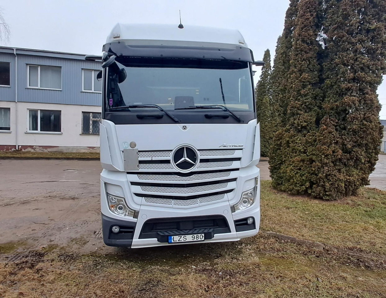 2021 Mercedes-Benz Actros 5 1845 BigSpace - شاحنة جرار: صور 1 2021 Mercedes-Benz Actros 5 1845 BigSpace - شاحنة جرار: صور 1