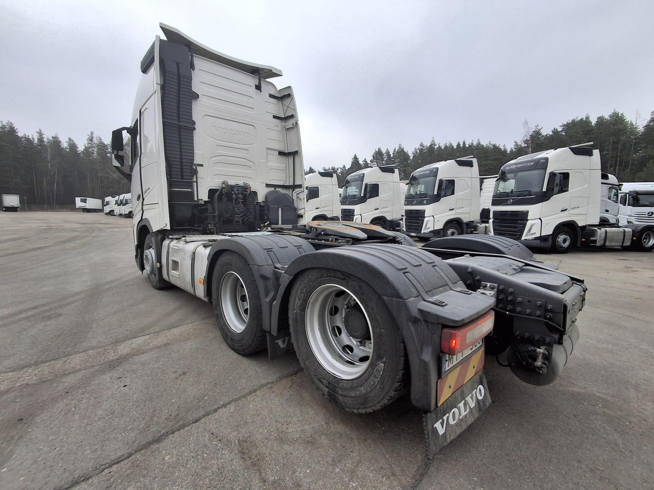 2022 Volvo FH 540 Globetrotter XL Retarder - شاحنة جرار: صور 2 2022 Volvo FH 540 Globetrotter XL Retarder - شاحنة جرار: صور 2