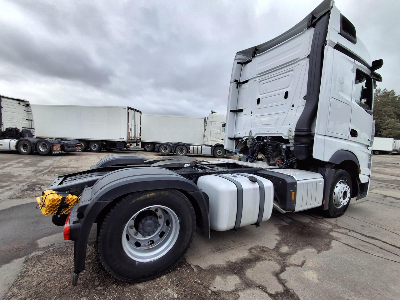 2023 Mercedes-Benz Actros 5 1845 BigSpace - شاحنة جرار: صور 2 2023 Mercedes-Benz Actros 5 1845 BigSpace - شاحنة جرار: صور 2