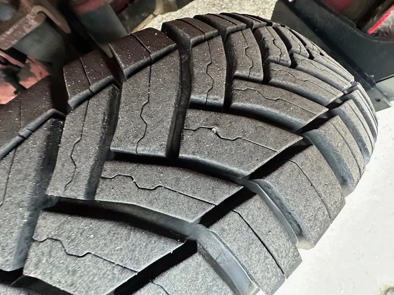 Iveco Daily 40C13 / BE COMBI 12T WITH VELDHUIZEN P31-5A / CREWCAB 7 pers. / NEW APK - شاحنة جرار: صور 5 Iveco Daily 40C13 / BE COMBI 12T WITH VELDHUIZEN P31-5A / CREWCAB 7 pers. / NEW APK - شاحنة جرار: صور 5