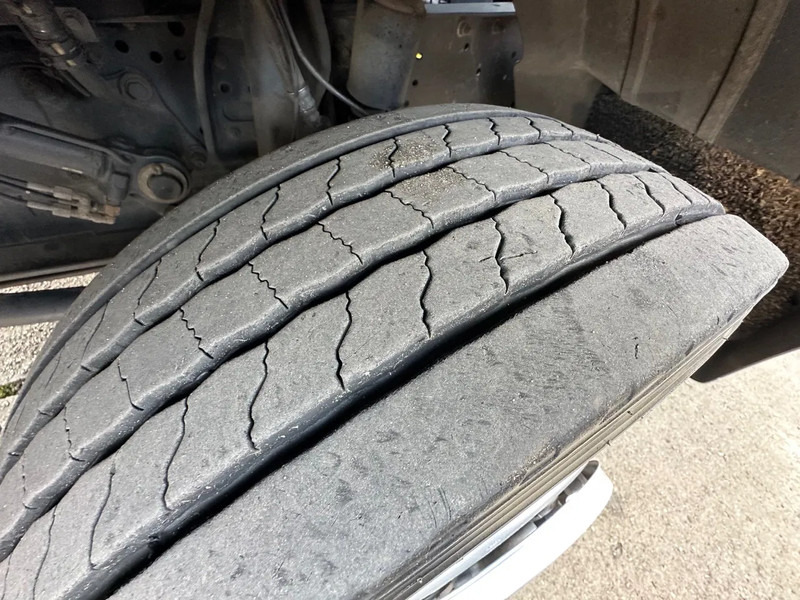 Mercedes-Benz Atego 1018 / NL TRUCK / AIRCO / BOX+LIFT+SIDE DOOR / AUTOMATIC - بصندوق مغلق شاحنة: صور 5 Mercedes-Benz Atego 1018 / NL TRUCK / AIRCO / BOX+LIFT+SIDE DOOR / AUTOMATIC - بصندوق مغلق شاحنة: صور 5