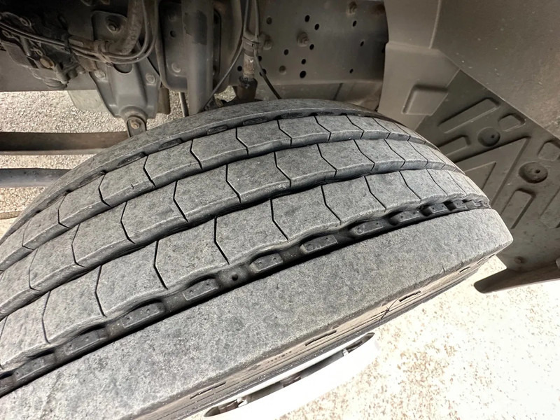 Mercedes-Benz Atego 815 / NL TRUCK / EURO 2 / BOX + LIFT / LOW KM / GOOD CONDITION / 7,5t - بصندوق مغلق شاحنة: صور 5 Mercedes-Benz Atego 815 / NL TRUCK / EURO 2 / BOX + LIFT / LOW KM / GOOD CONDITION / 7,5t - بصندوق مغلق شاحنة: صور 5