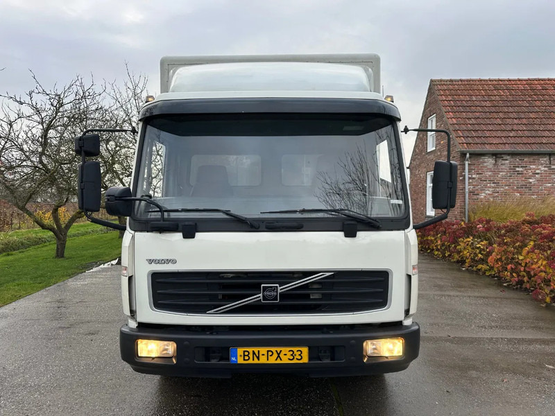 Volvo FL 612 180 / 12T / NL TRUCK / EURO3 / ANALOG / MANUAL / LEAF SPRING / BOX+LIFT / LOW KM - بصندوق مغلق شاحنة: صور 2 Volvo FL 612 180 / 12T / NL TRUCK / EURO3 / ANALOG / MANUAL / LEAF SPRING / BOX+LIFT / LOW KM - بصندوق مغلق شاحنة: صور 2