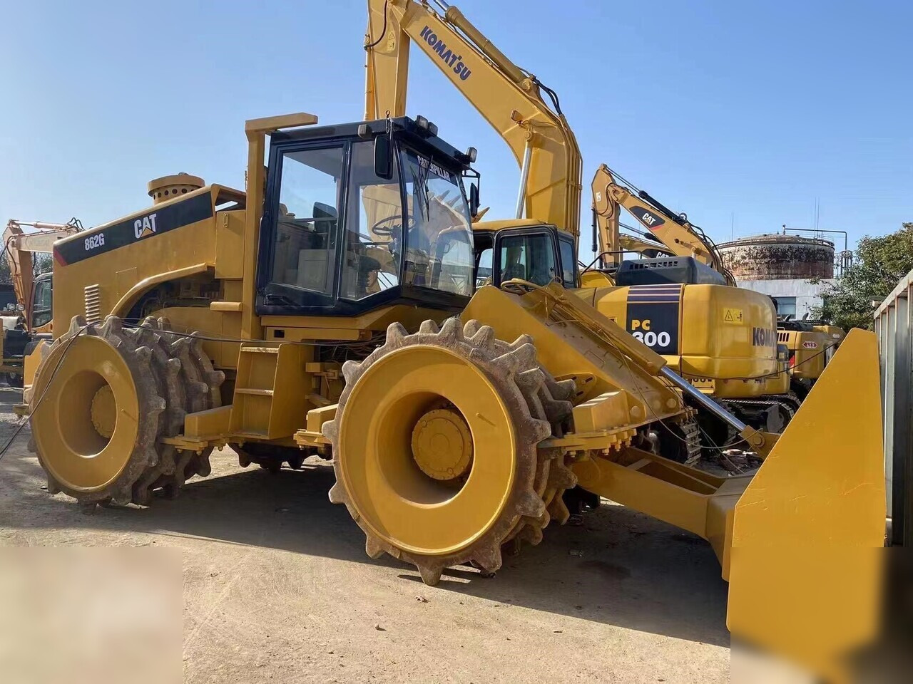 CATERPILLAR 826G - مدماج: صور 5 CATERPILLAR 826G - مدماج: صور 5