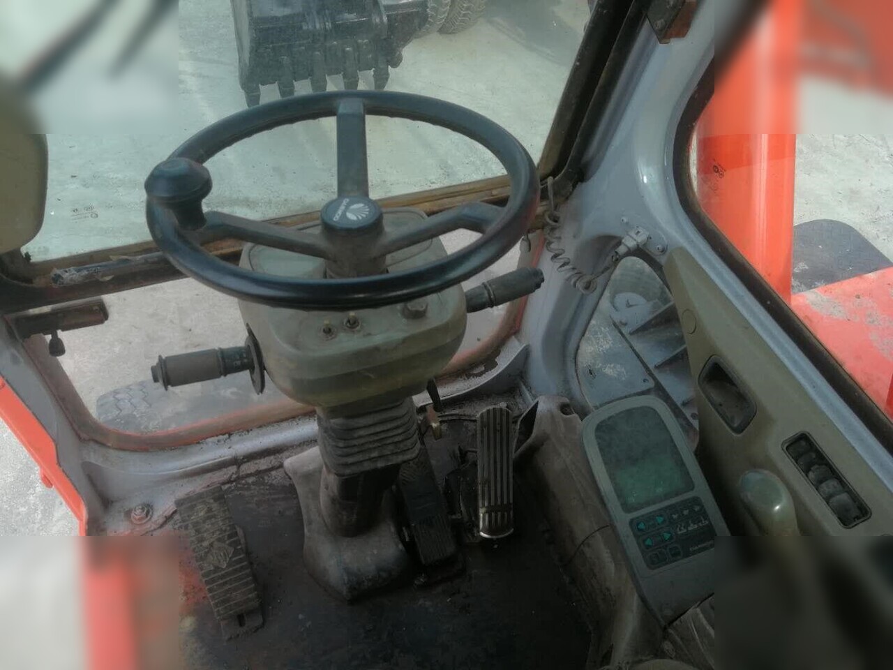 DOOSAN DH150W-7 - حفارة على عجلات: صور 4 DOOSAN DH150W-7 - حفارة على عجلات: صور 4