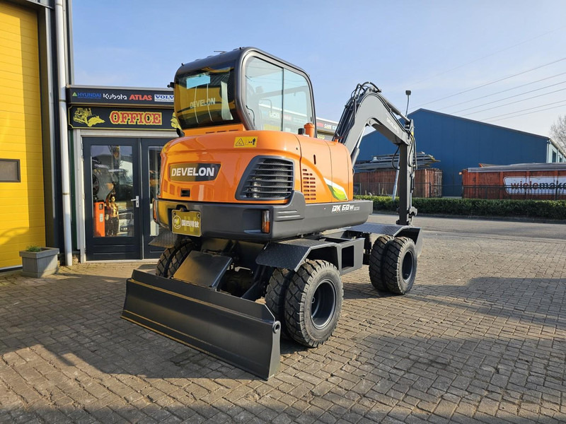 Develon DX60WN ECO-1 - حفارة على عجلات: صور 4 Develon DX60WN ECO-1 - حفارة على عجلات: صور 4