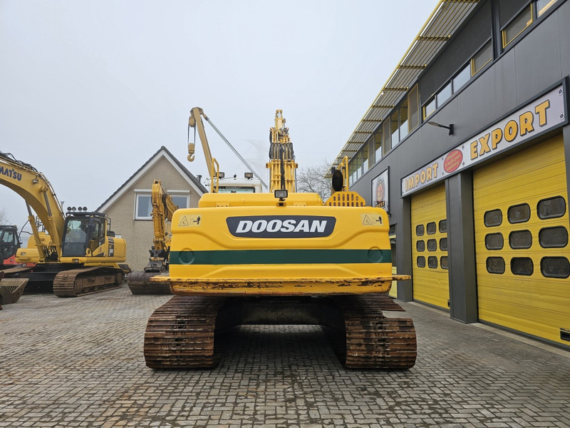 Doosan DX255LC-3 - حفارات زحافة: صور 4 Doosan DX255LC-3 - حفارات زحافة: صور 4