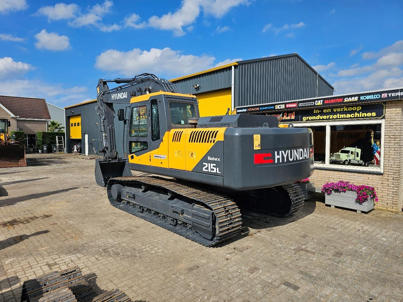 Hyundai R215L - حفارات زحافة: صور 3 Hyundai R215L - حفارات زحافة: صور 3