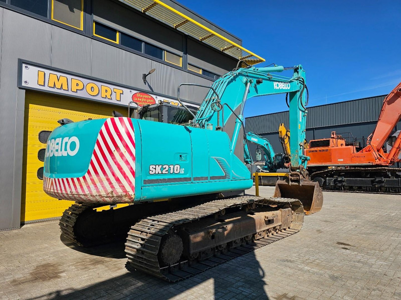 Kobelco SK210LC-9 - حفارات زحافة: صور 4 Kobelco SK210LC-9 - حفارات زحافة: صور 4
