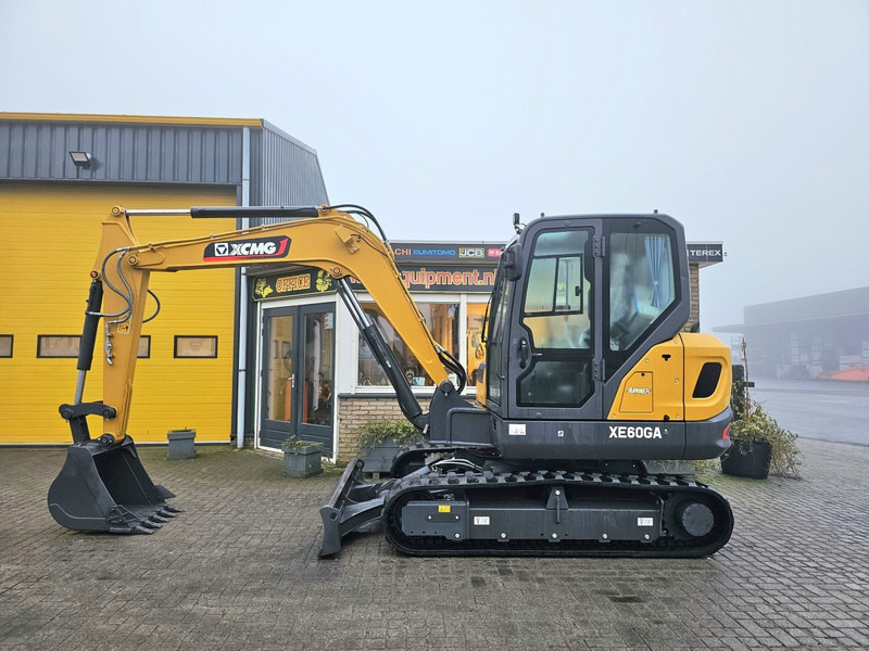 XCMG XE60GA - حفارة مصغرة: صور 1 XCMG XE60GA - حفارة مصغرة: صور 1