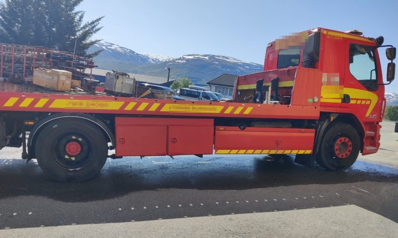 DAF LF 320 - سيارة السحب للتصليح: صور 2 DAF LF 320 - سيارة السحب للتصليح: صور 2