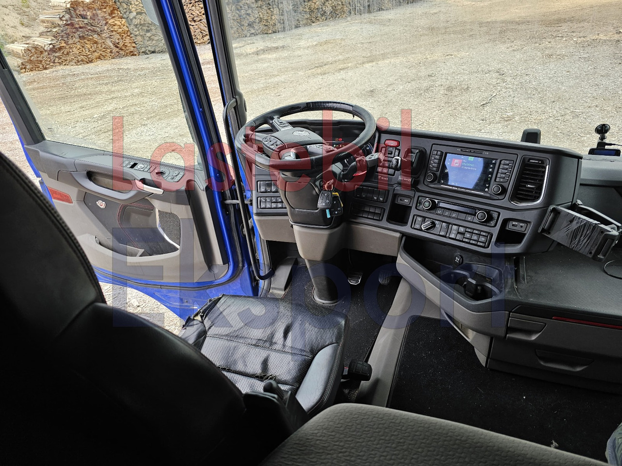 شاحنة قطع الأشجار, شاحنة كرين Scania R650: صور 36