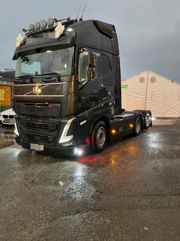 Volvo FH 540 / 6x2 / Retarder - شاحنة جرار: صور 1 Volvo FH 540 / 6x2 / Retarder - شاحنة جرار: صور 1