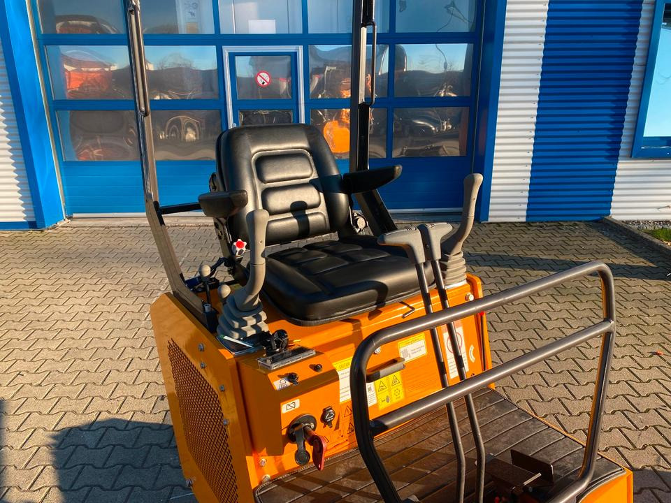 Minibagger BK1500JS *INKL.19% MWST*KUBOTA*BERGER KRAUS*JOYSTICK*SCHAUFELPAKET*SOFORT!* - حفارة مصغرة: صور 4 Minibagger BK1500JS *INKL.19% MWST*KUBOTA*BERGER KRAUS*JOYSTICK*SCHAUFELPAKET*SOFORT!* - حفارة مصغرة: صور 4