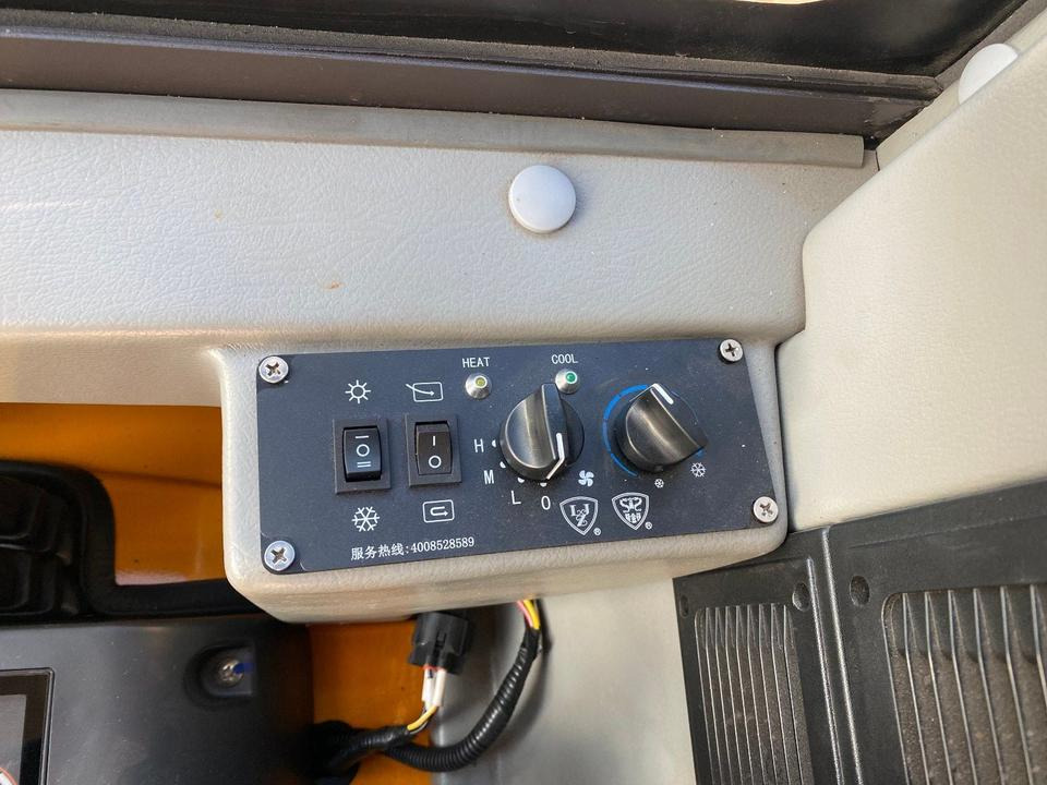 حفارة مصغرة Minibagger BK2000NKSR inkl. Zubehörpaket *INKL.19% MWST*BERGER KRAUS*KUBOTA* KLIMA*SCHWENKARM*VERSTELLFAHRWERK*: صور 18 حفارة مصغرة Minibagger BK2000NKSR inkl. Zubehörpaket *INKL.19% MWST*BERGER KRAUS*KUBOTA* KLIMA*SCHWENKARM*VERSTELLFAHRWERK*: صور 18