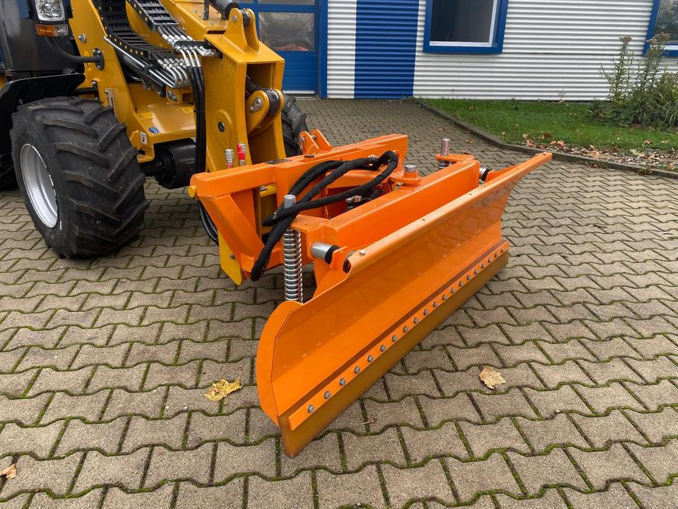 لودر مفصلي صغير Teleskoplader/Radlader BK810T inkl. Winter-Komplettpaket *INKL.19% MWST*BERGER KRAUS*KUBOTA*EURO*CE*: صور 6