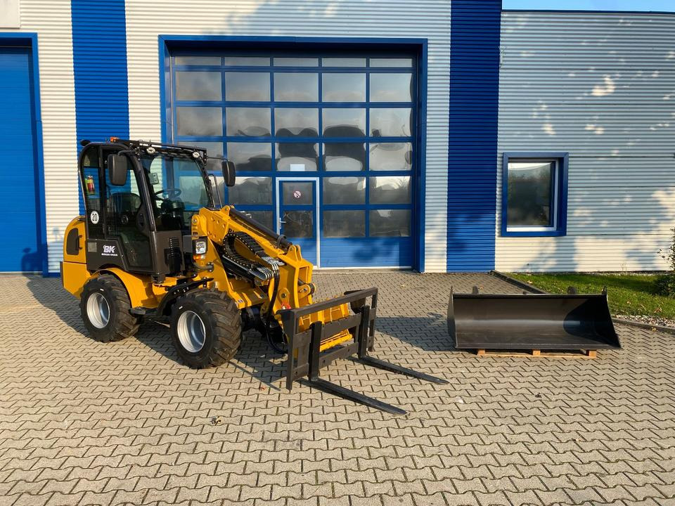 لودر مفصلي صغير Teleskoplader/Radlader BK810T inkl. Winter-Komplettpaket *INKL.19% MWST*BERGER KRAUS*KUBOTA*EURO*CE*: صور 12