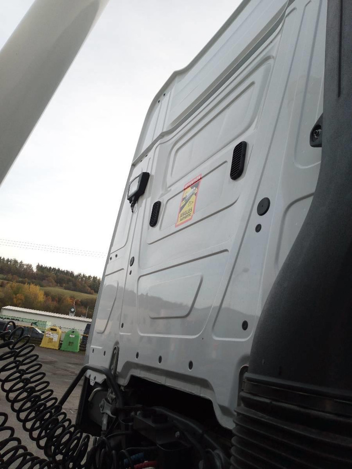 شاحنة جرار Mercedes-Benz Actros 1848 4x2 BigSpace PTO compressor: صور 6