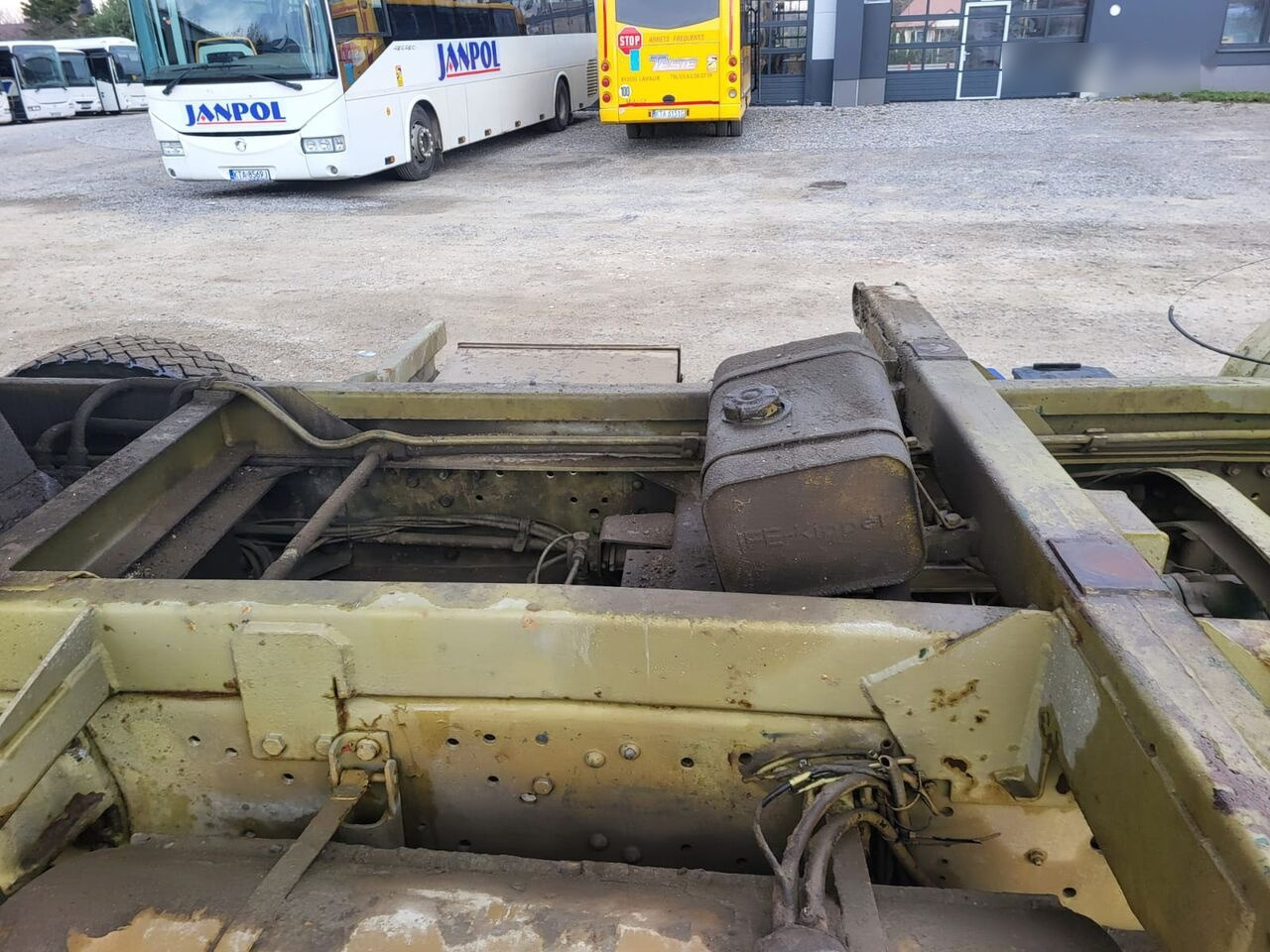 قلابات Scania 82M: صور 8