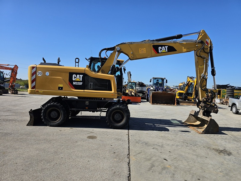 CATERPILLAR M320F - حفارة على عجلات: صور 5 CATERPILLAR M320F - حفارة على عجلات: صور 5