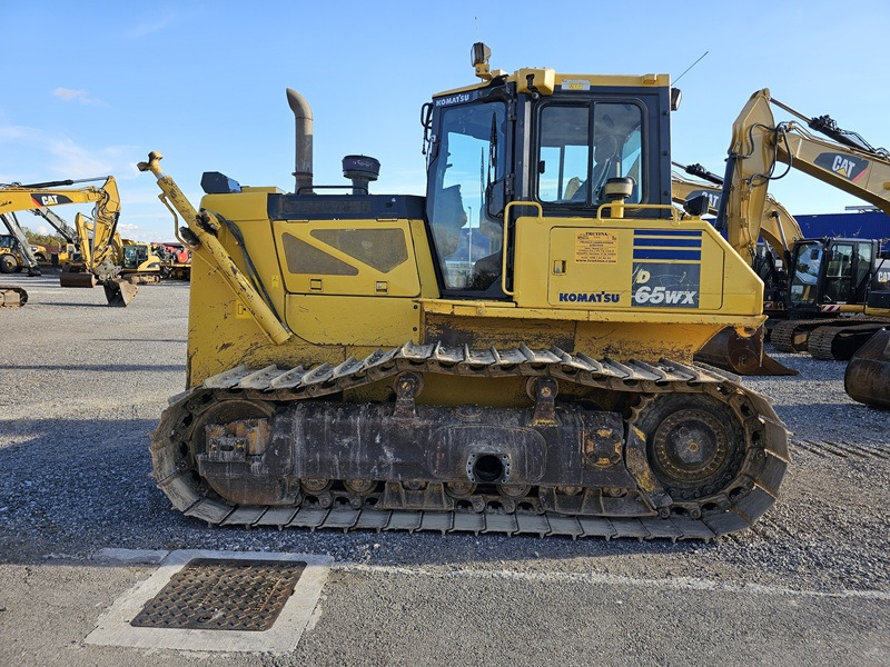 KOMATSU D65WX-17 - بلدوزر: صور 2 KOMATSU D65WX-17 - بلدوزر: صور 2