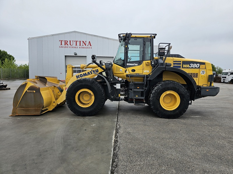 KOMATSU WA380-8 - اللودر بعجل: صور 1 KOMATSU WA380-8 - اللودر بعجل: صور 1