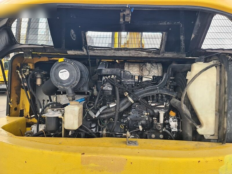 حفارة على عجلات Komatsu PW110: صور 15