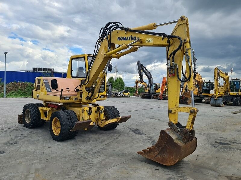 حفارة على عجلات Komatsu PW110: صور 6