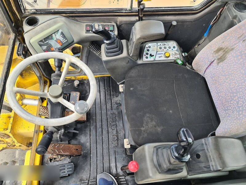 حفارة على عجلات Komatsu PW110: صور 11