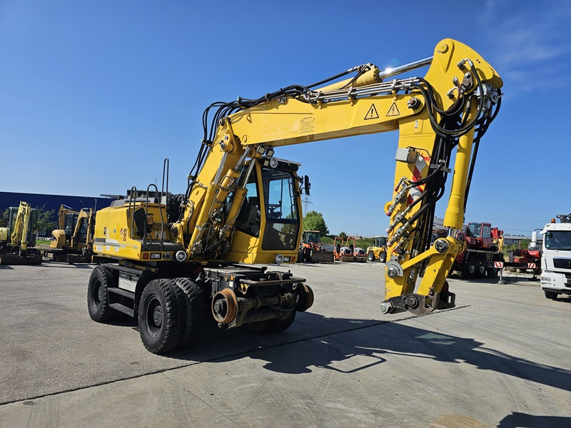 LIEBHERR A900C ZW - حفارة على عجلات: صور 5 LIEBHERR A900C ZW - حفارة على عجلات: صور 5